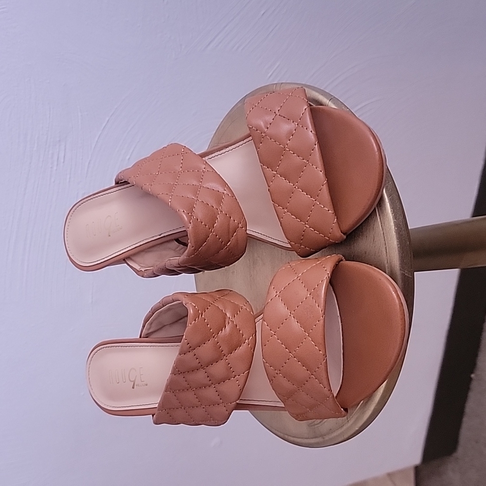 TAN HEEL SANDALS - Picture 3 of 4